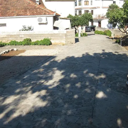 Апартаменты Paula - One Bedroom With Terrace 2 Езера