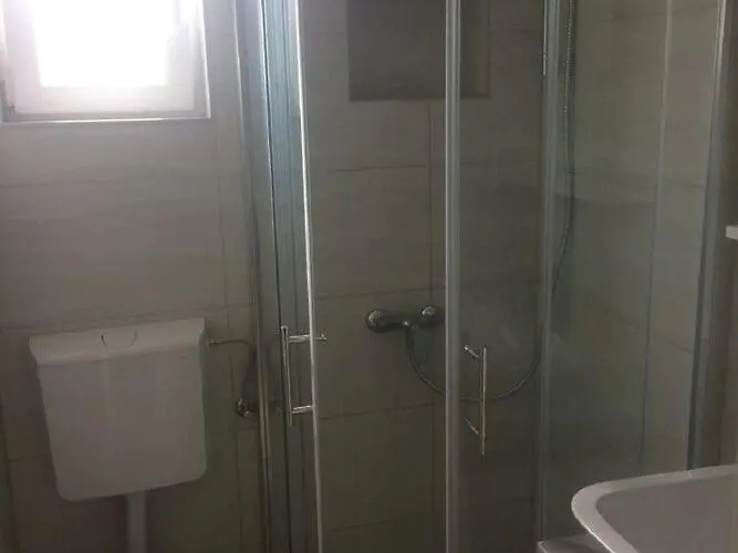 公寓 Paula - One Bedroom With Terrace 2 耶泽拉