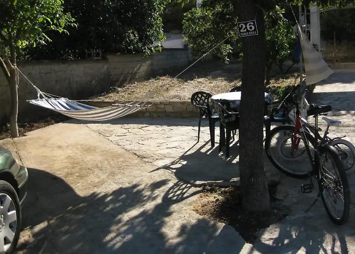 Paula - One Bedroom With Terrace 2 公寓 耶泽拉