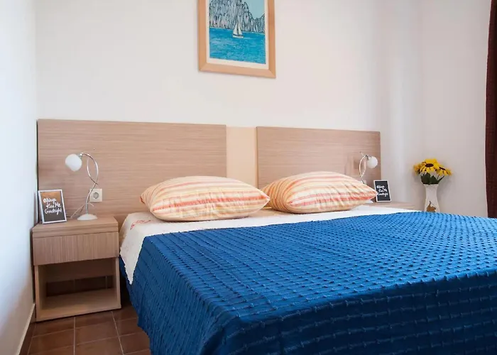 Paula - One Bedroom With Terrace 2 Appartement