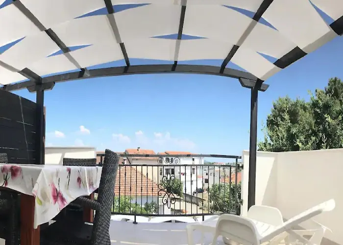 Appartement Paula - One Bedroom With Terrace 2 *